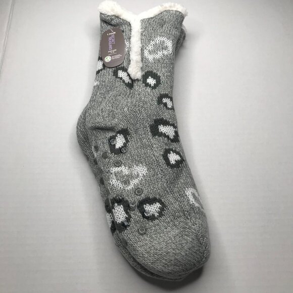 Secret Treasures Women's No Slip Slipper Sock Gray Size 4-10 New - Picture 1 of 5